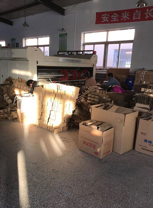 車間工作現(xiàn)場